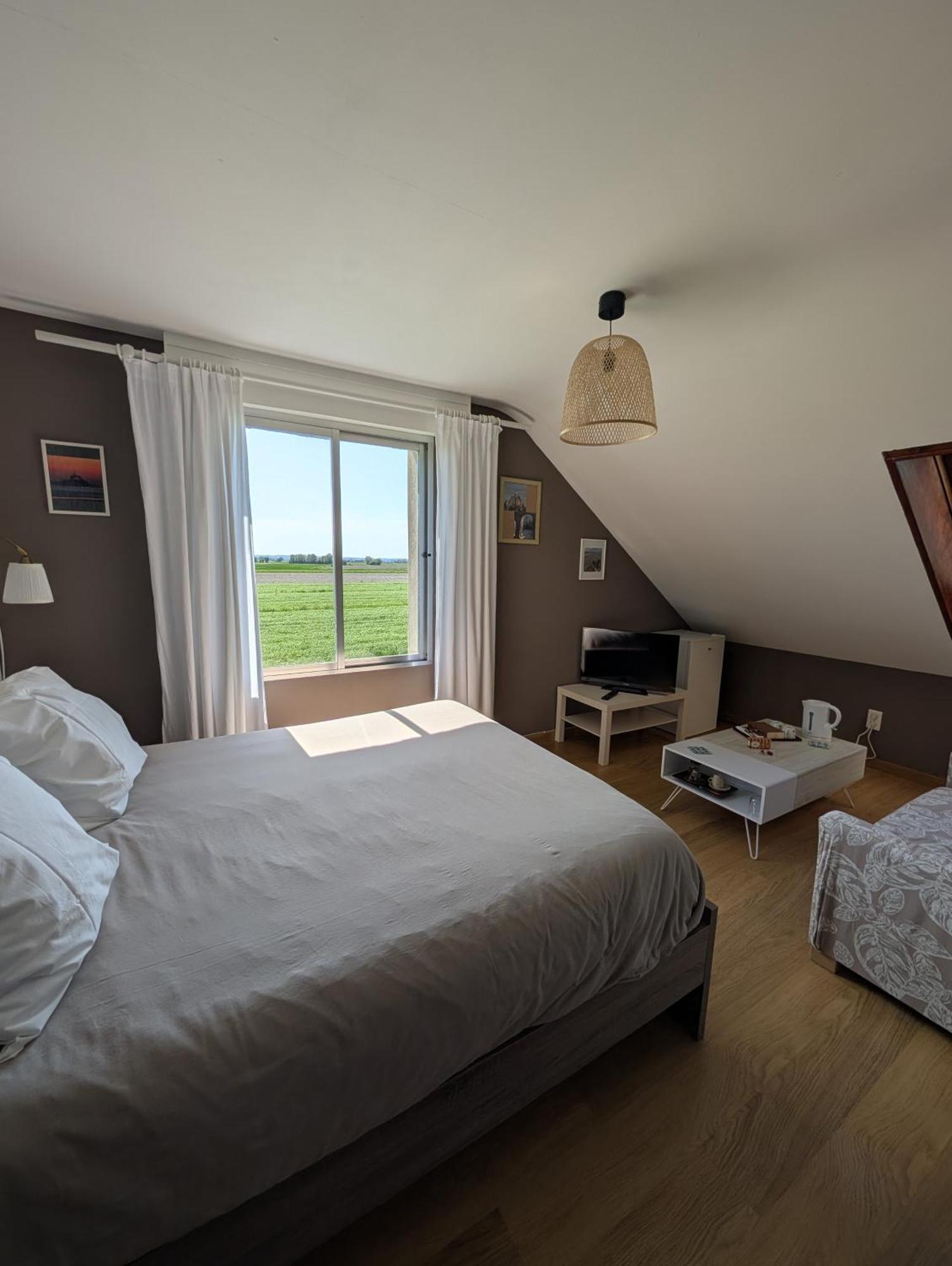 Bed and Breakfast A L Ombre Du Mont Saint Michel Huisnes-sur-Mer Esterno foto