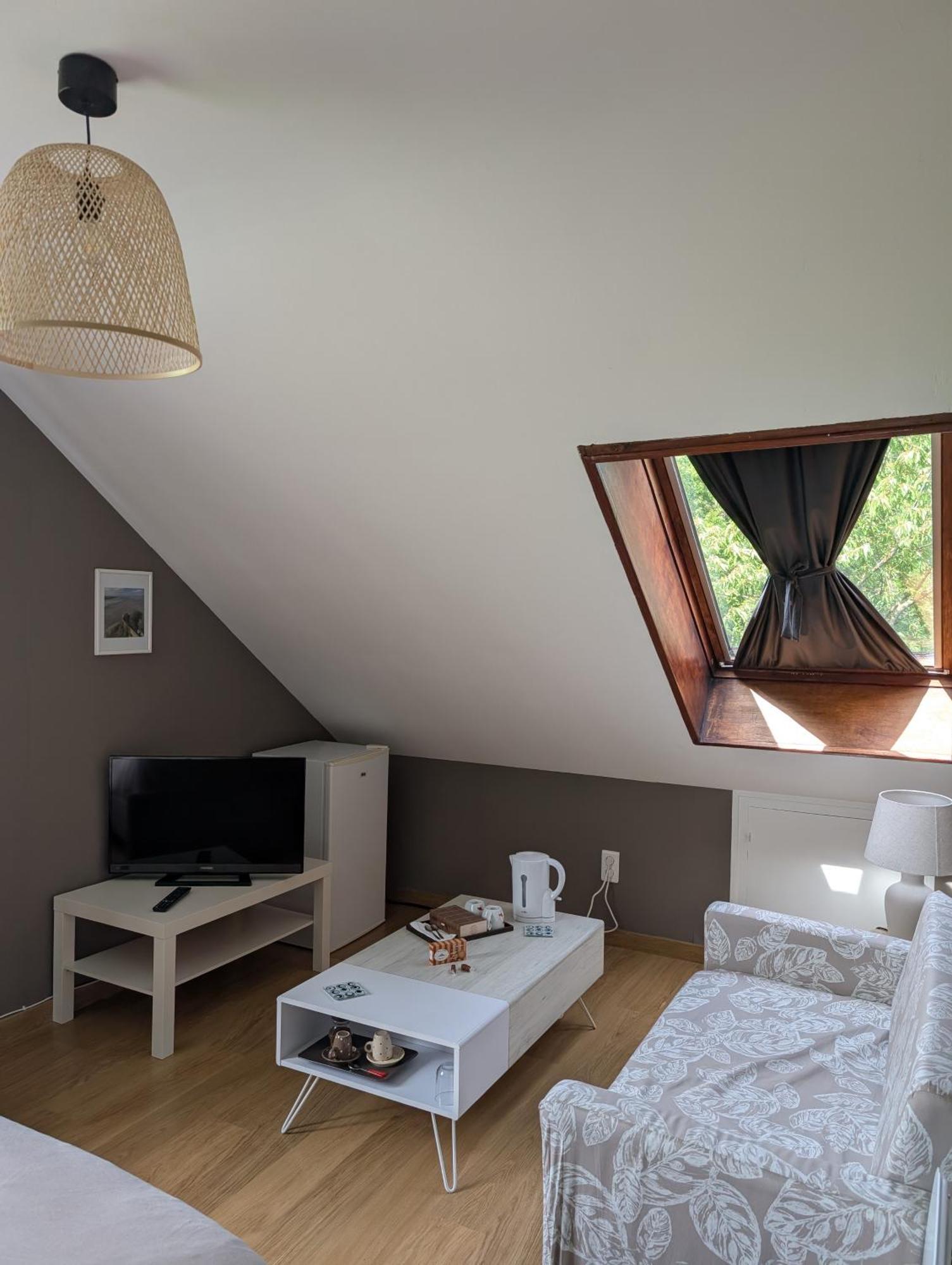 Bed and Breakfast A L Ombre Du Mont Saint Michel Huisnes-sur-Mer Esterno foto